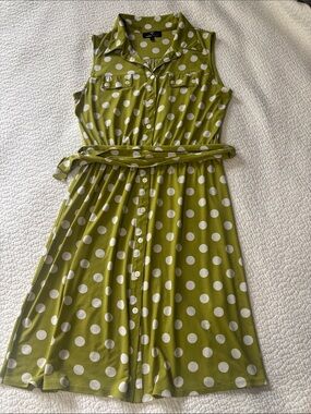Ronni Nicole Olive Green & White Polka Dot Midi Shirt Dress